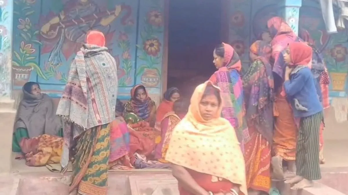 Araria News: Married Woman's Dead Body Found Hanging After Four Months Of Marriage, Husband In Custody