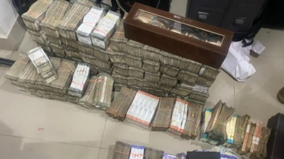 CBI Busy In Destroying International Cyber Fraud Gang, Vicious People Used To Hunt American Citizens Sitting In Noida