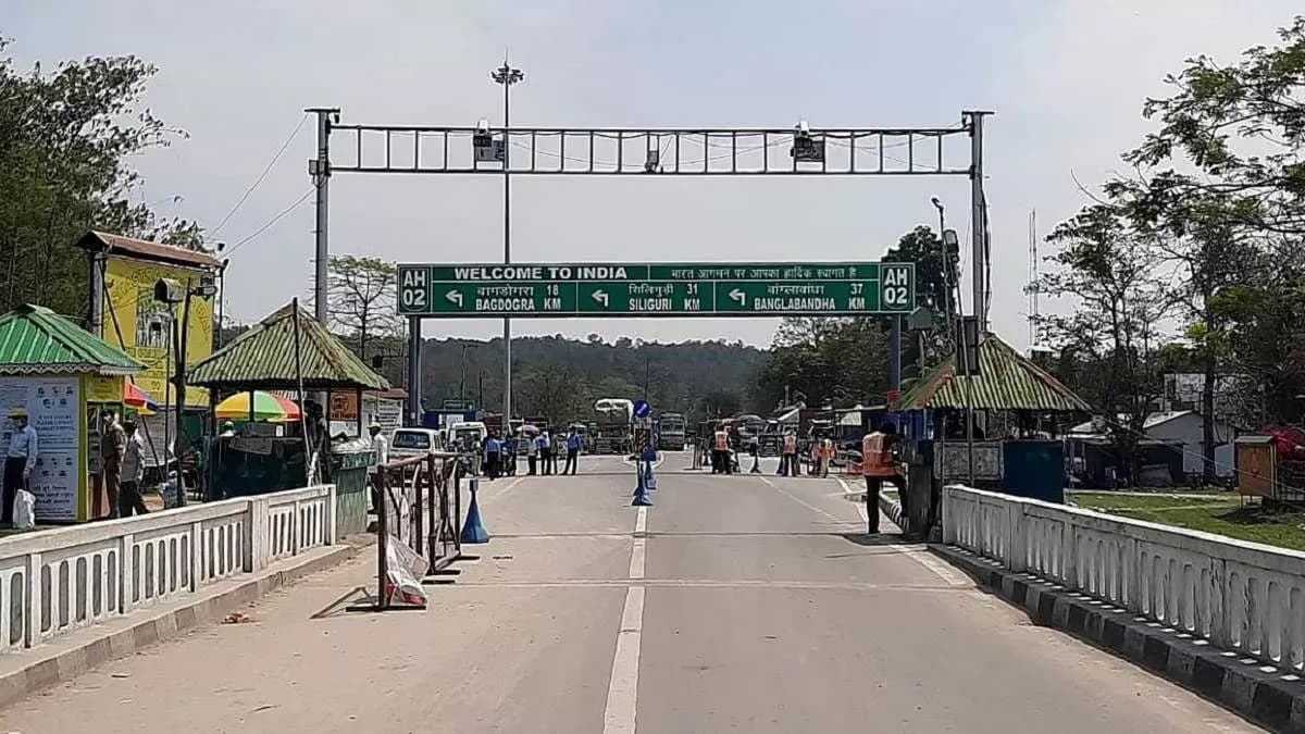 East Champaran: Nepal Police Stopped A Group Of 65-70 People On Suspicion Of Being Rohingya, Returned Them To India Due To Lack Of Documents