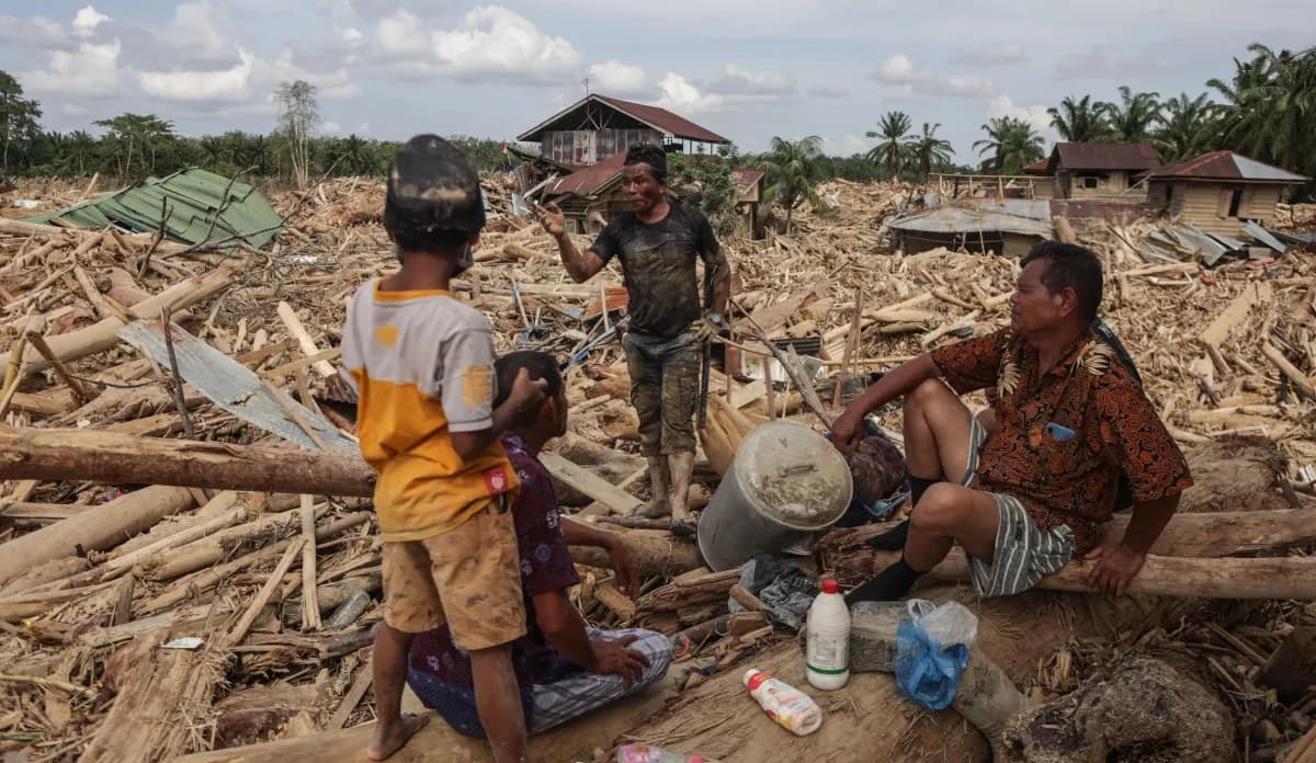 Flood-landslide Caused Huge Devastation In Indonesia, More Than A Thousand People Have Died So Far