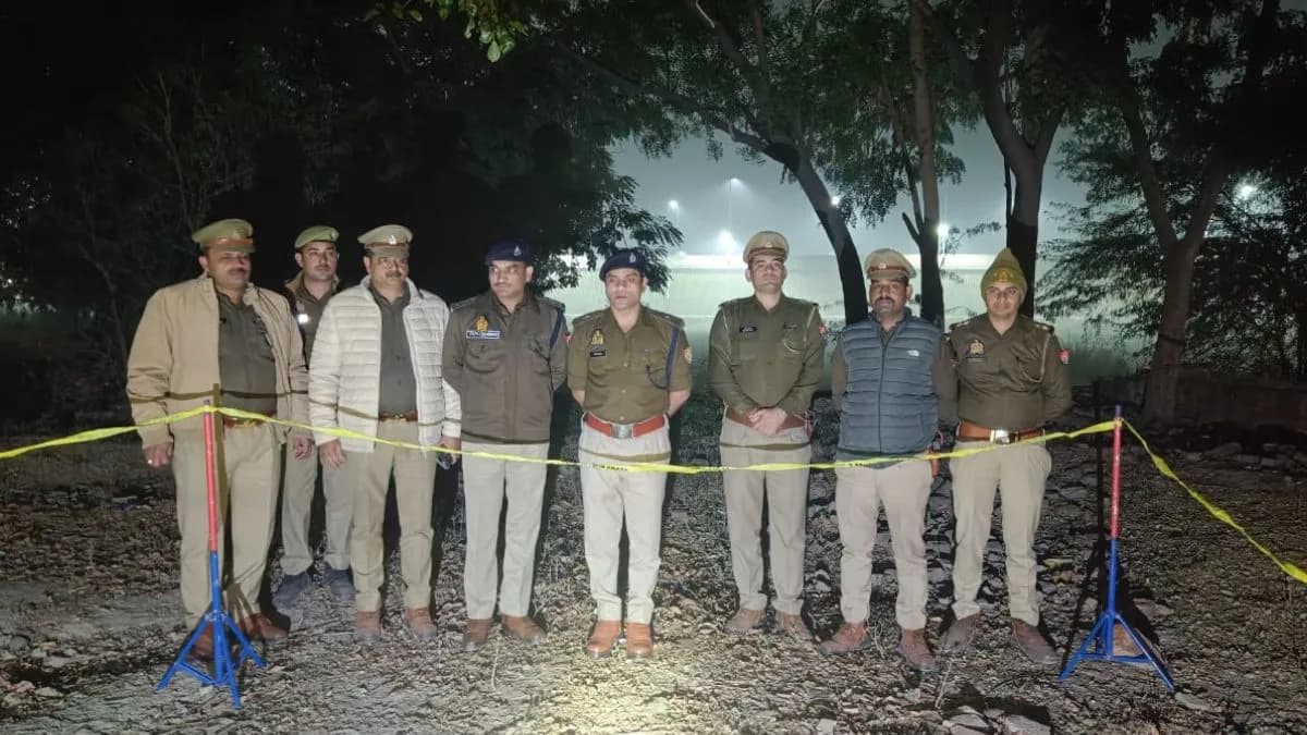 Firozabad Police Encounter: Thief Who Came To Sell Stolen E-rickshaw Injured In Encounter, Two Accomplices Ran Away In The Dark