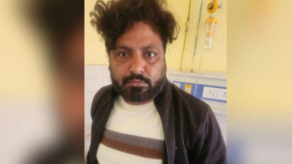 Smuggler Had Come To See The Container In Badaun, Arrested In Police Encounter, Shot In The Leg