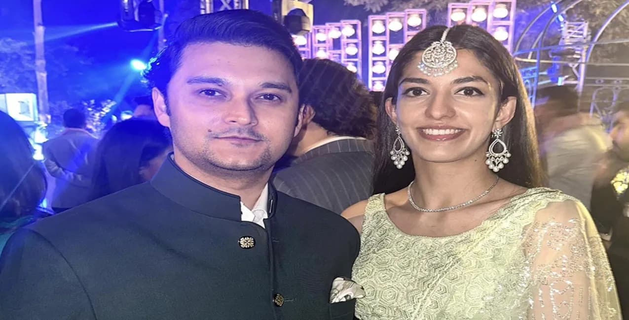 Badal Family Of Punjab Has Family Ties With The Royal Family Of J&K, Former Minister Manpreet's Daughter Got Engaged In The Dogra Royal Family.
