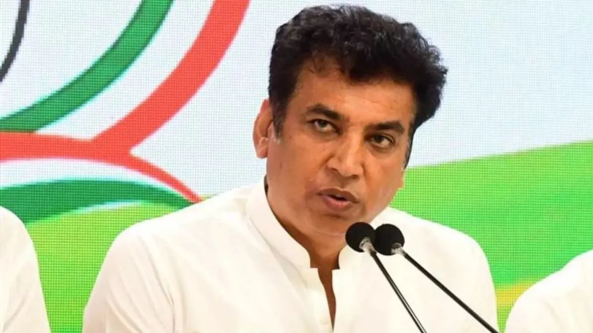 Congress State President Devendra Yadav Wrote A Letter To The MPs On The Increasing Pollution Of Delhi, Demanding A Special Discussion In The Parliament.