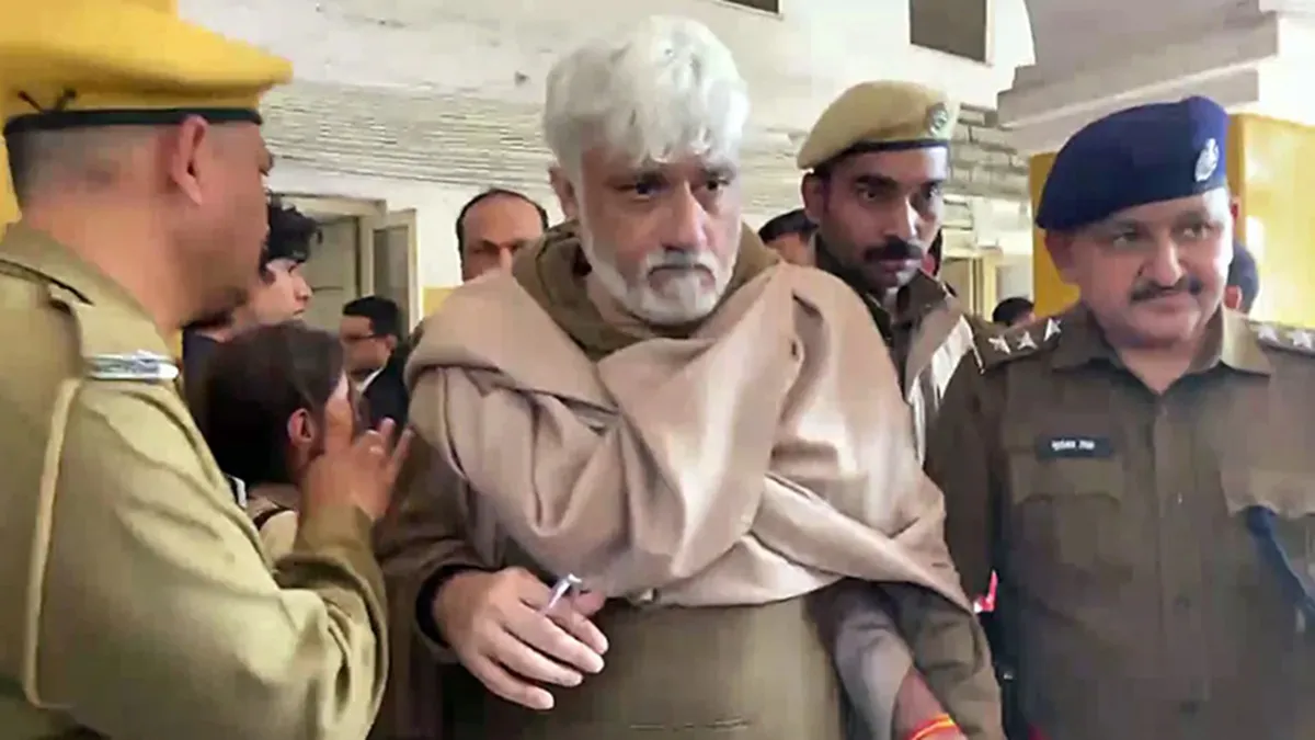 Film Director Vikram Bhatt And Wife Shwetambari Sent To Jail, Case Of Fraud Of Rs 30 Crore