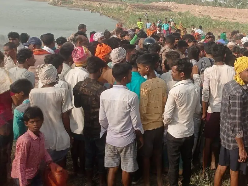 2 youths killed by drowning in Rapti in Shravasti: The diver took out the body after hard work, 6 friends came to take bath