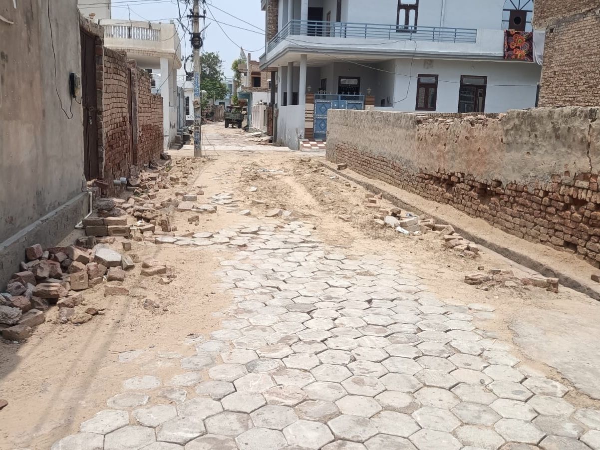 Road did not get the road correct after laying the pipeline: common man upset due to broken road, memorandum submitted to ADM